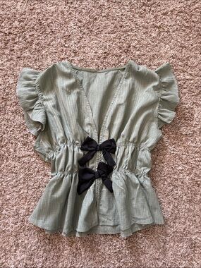 Women’s Blouse- Mint Green with Bow Detail